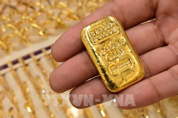 Giá vàng châu Á tăng phiên 4/1 sau đợt bán tháo mạnh nhất sáu tuần qua