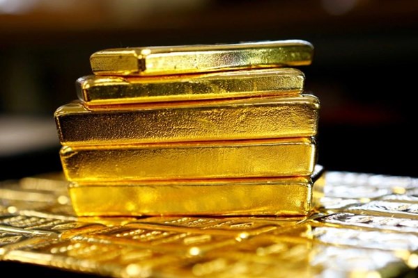 Giá vàng thế giới giảm hơn 1% trong phiên 3/1